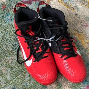Nike Men’s baseball cleats (NWOT)